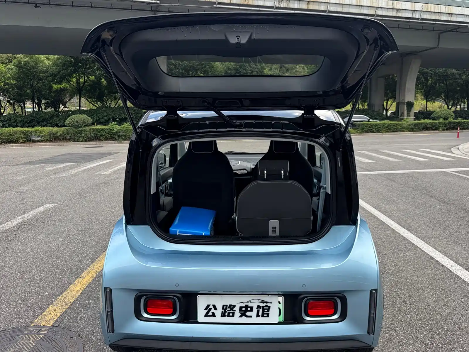 Фото 14 - Baojun E300