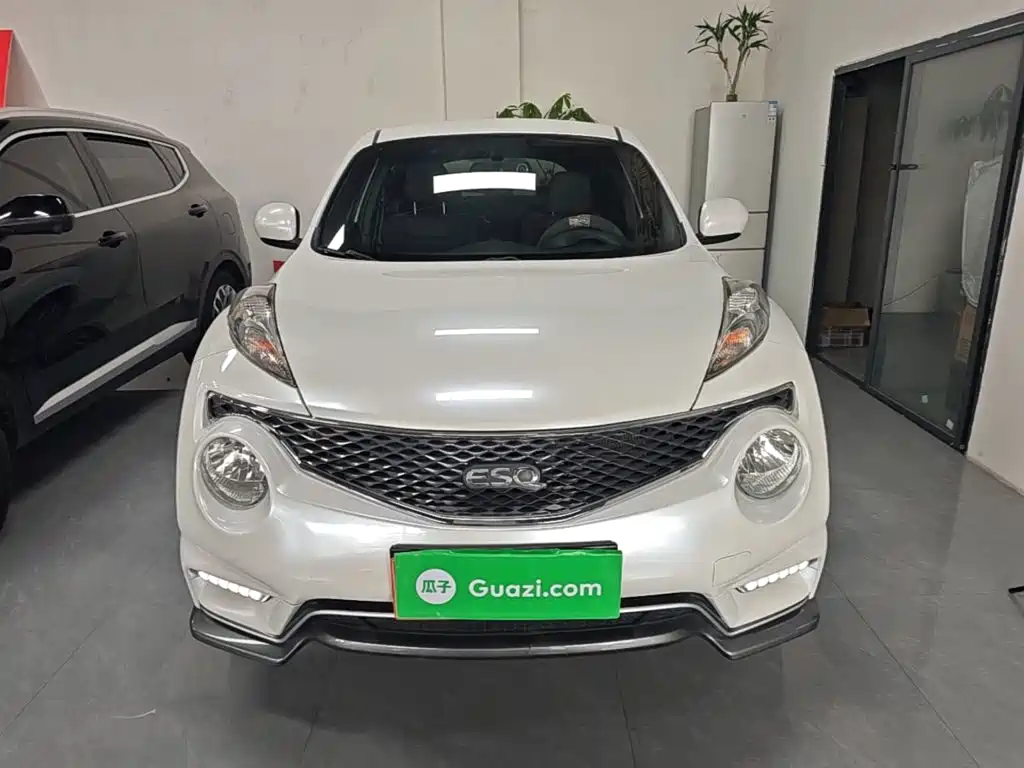 Infiniti ESQ 2017 2014 1.6L Free Edition
