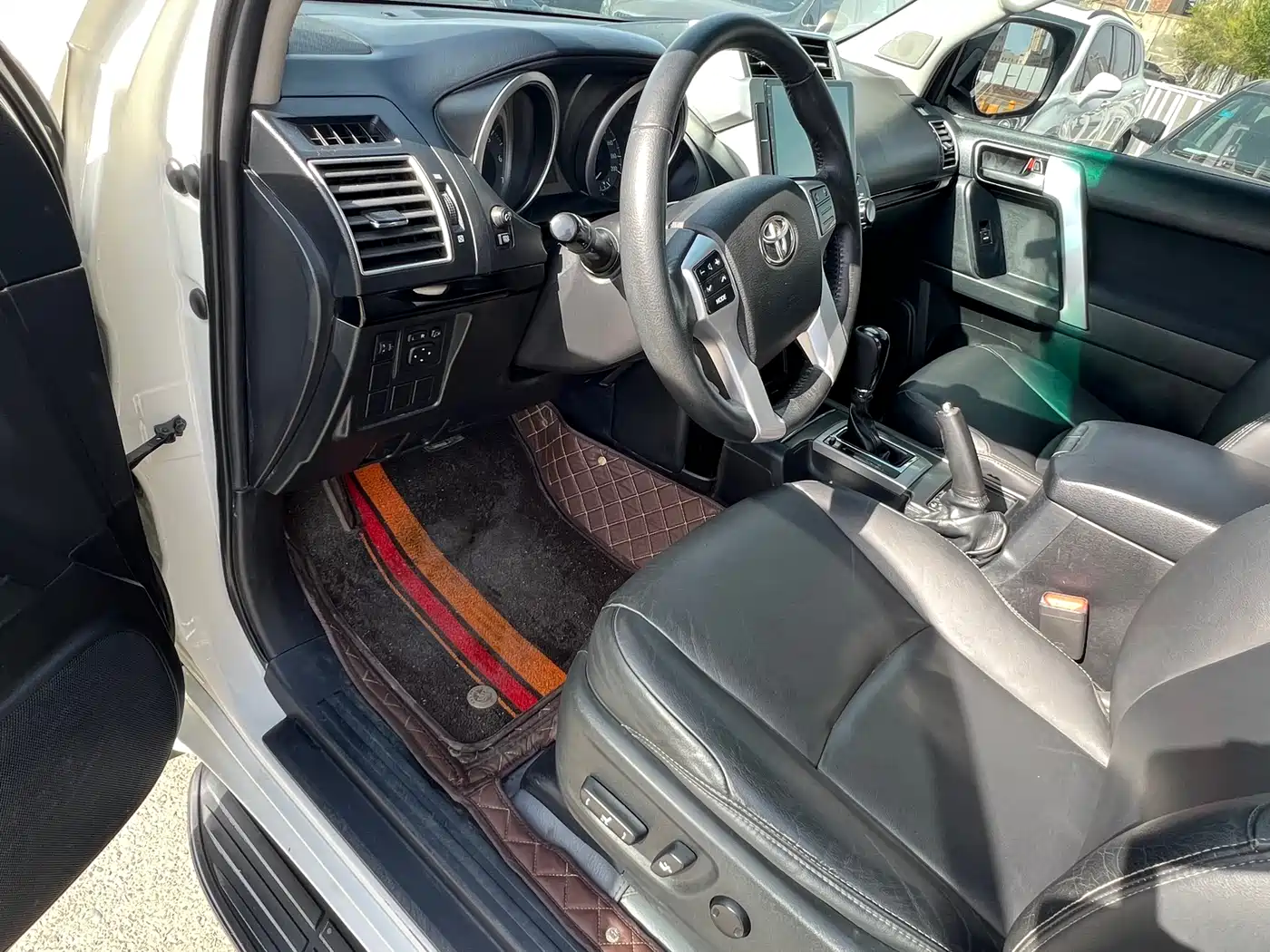 Toyota Prado 2016 2.7L Auto Standard Edition фото 4