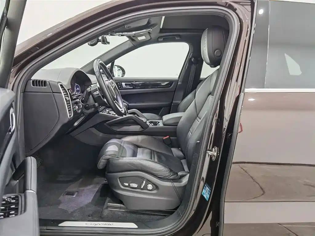 Porsche Cayenne 2019 Cayenne 3.0T фото 10