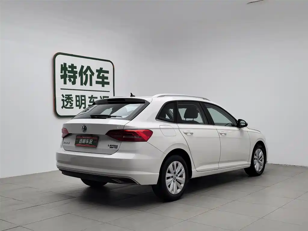 Volkswagen Lavida 2018 Hatchback 280TSI DSG Comfort Edition China V фото 2