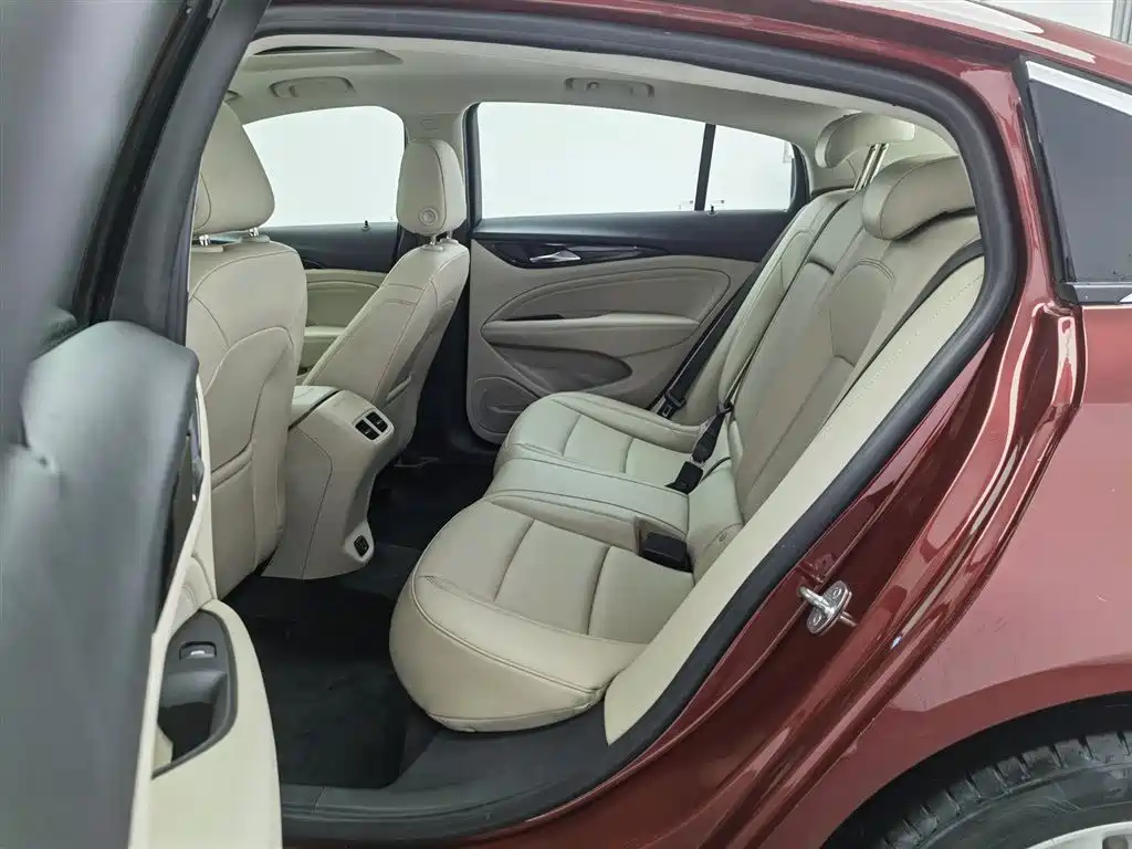 Buick Regal 2020 552T Elite фото 15