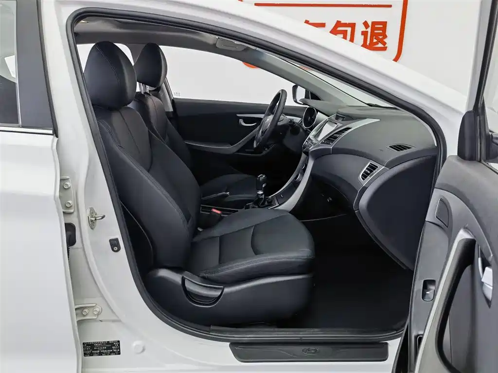 Hyundai Langdong 2016 1.6L Manual Premium Edition фото 23