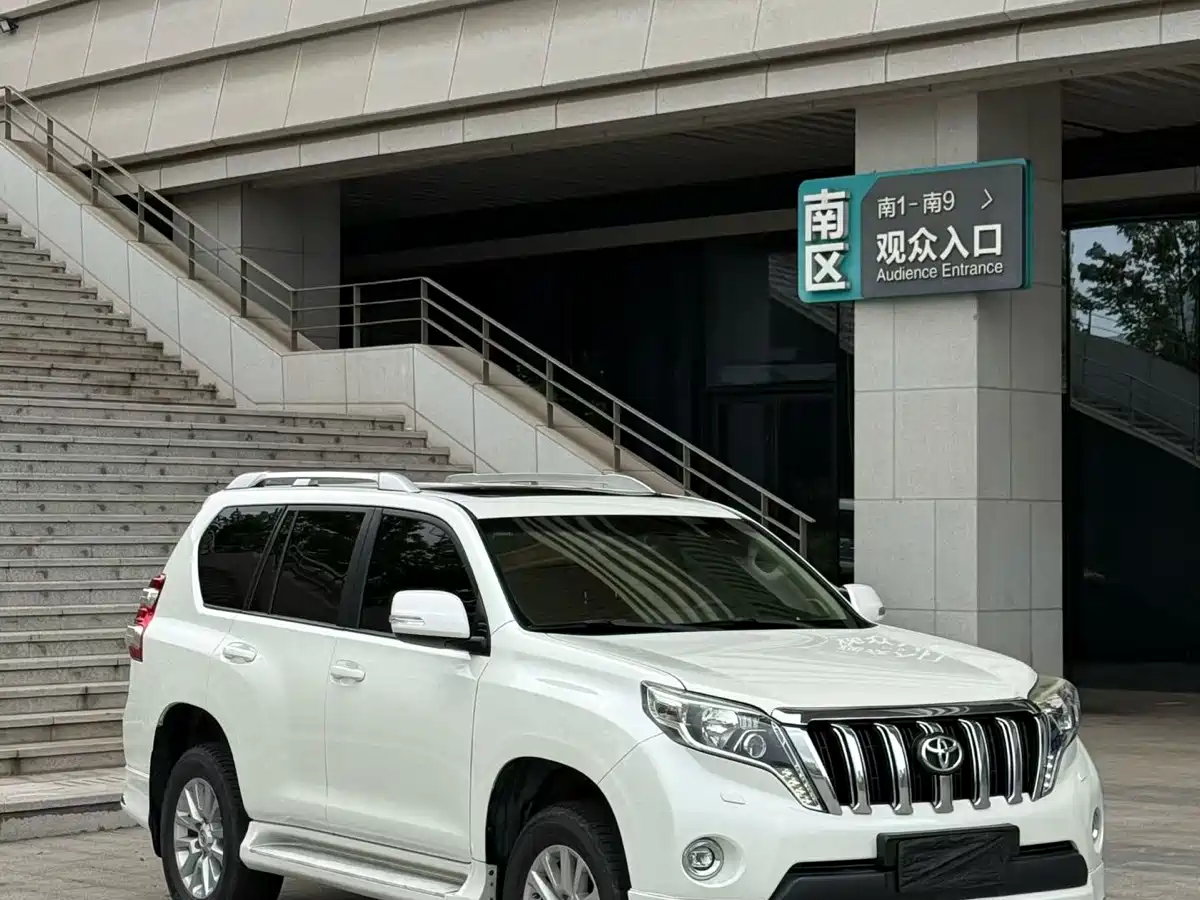 Toyota Prado (Import) 2016 2014 2.7L Automatic Luxury