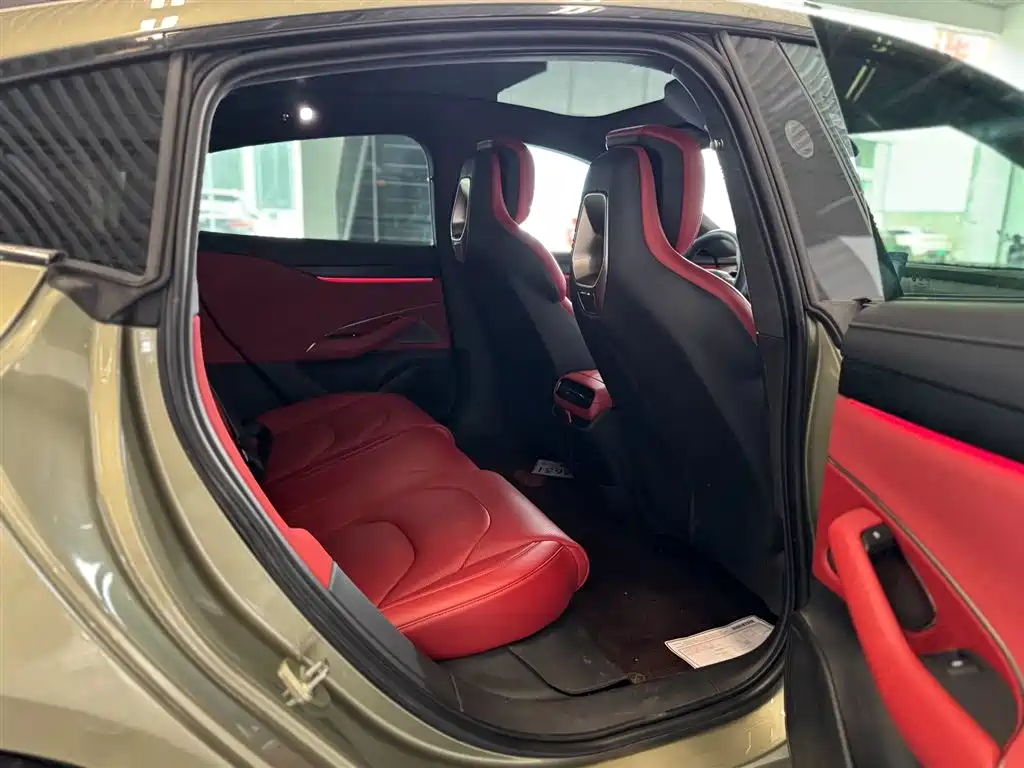 Xiaomi Auto Xiaomi SU7 2024 RWD Long Range Intelligent Driving Edition фото 12