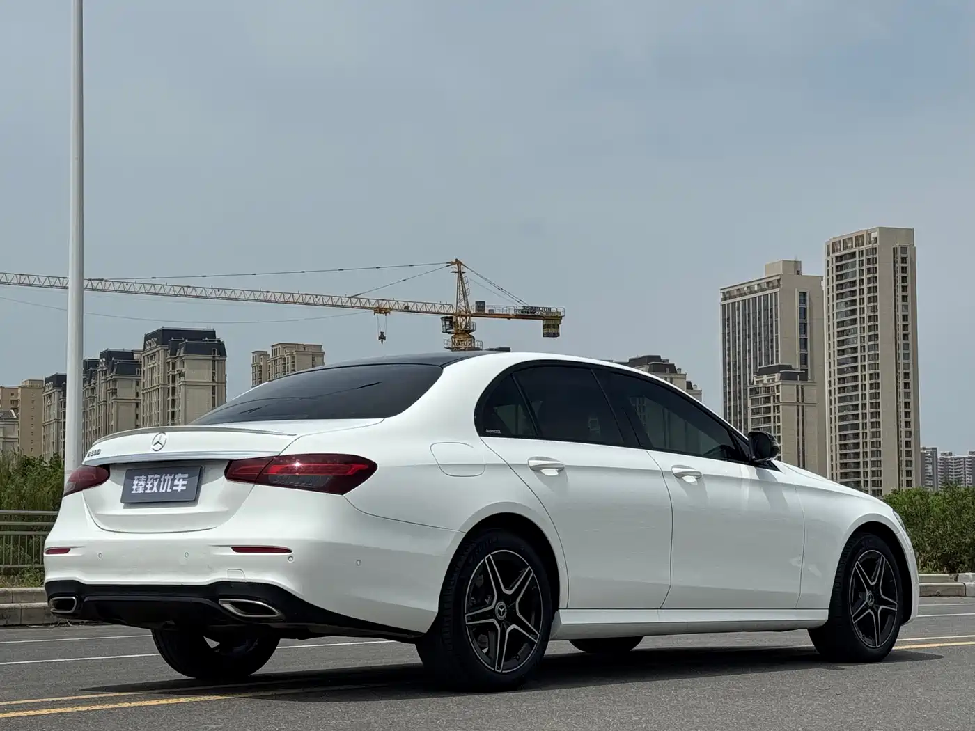 MERCEDES-BENZ E-CLASS (IMPORTED)