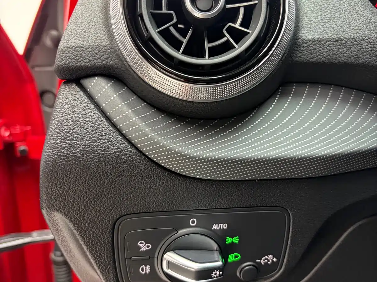 Audi Q2L 2022 35 TFSI Progressive Dynamic фото 11