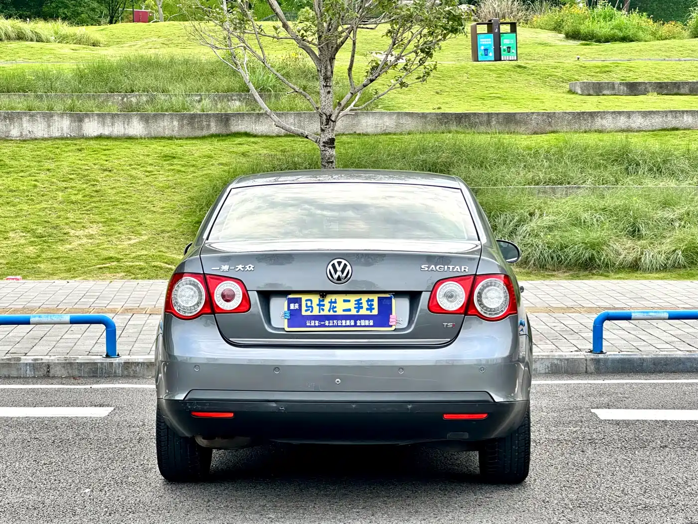 Volkswagen Sagitar 2010 1.4TSI Automatic Luxury фото 5