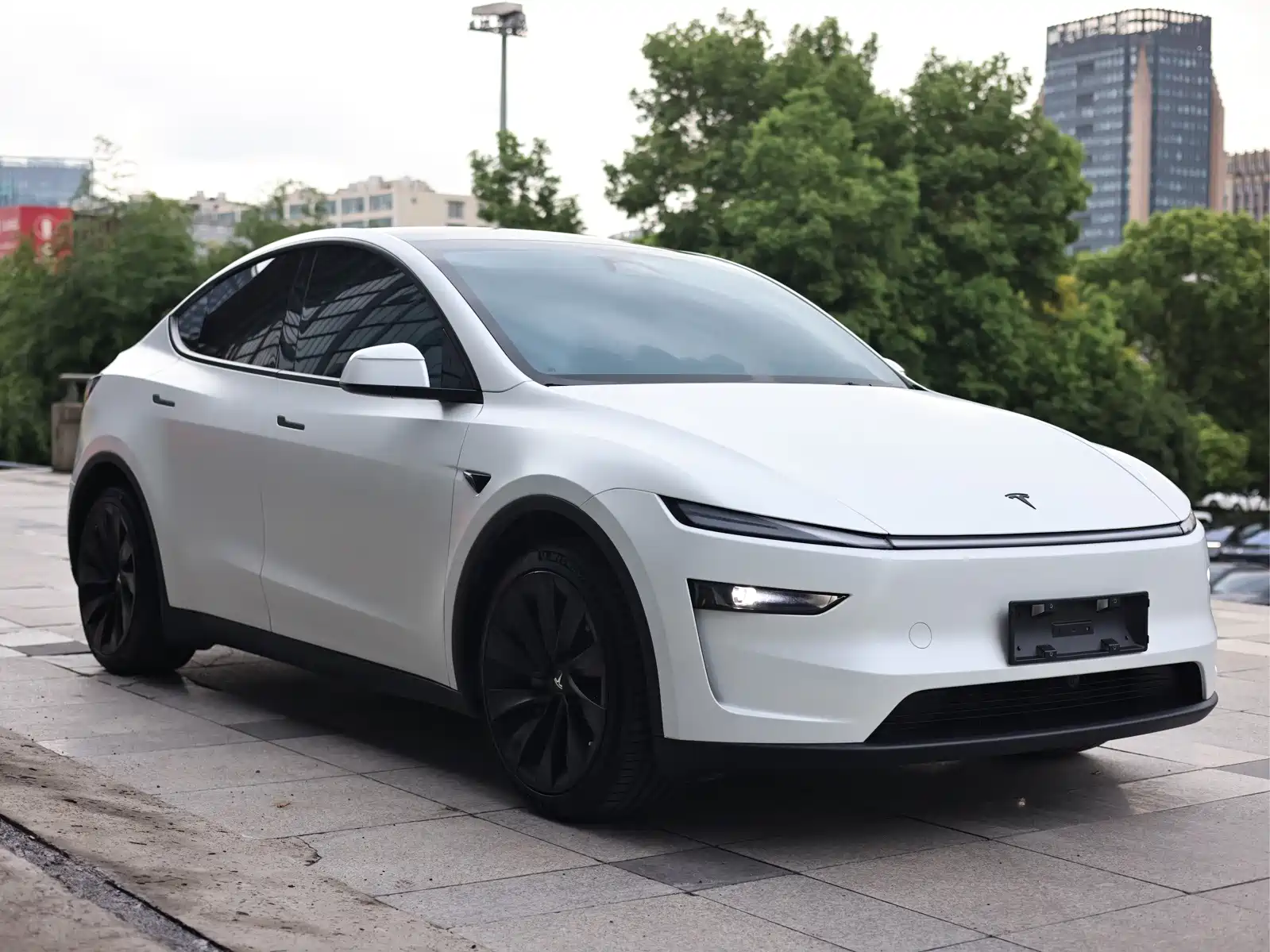 Фото 3 - Tesla Model Y