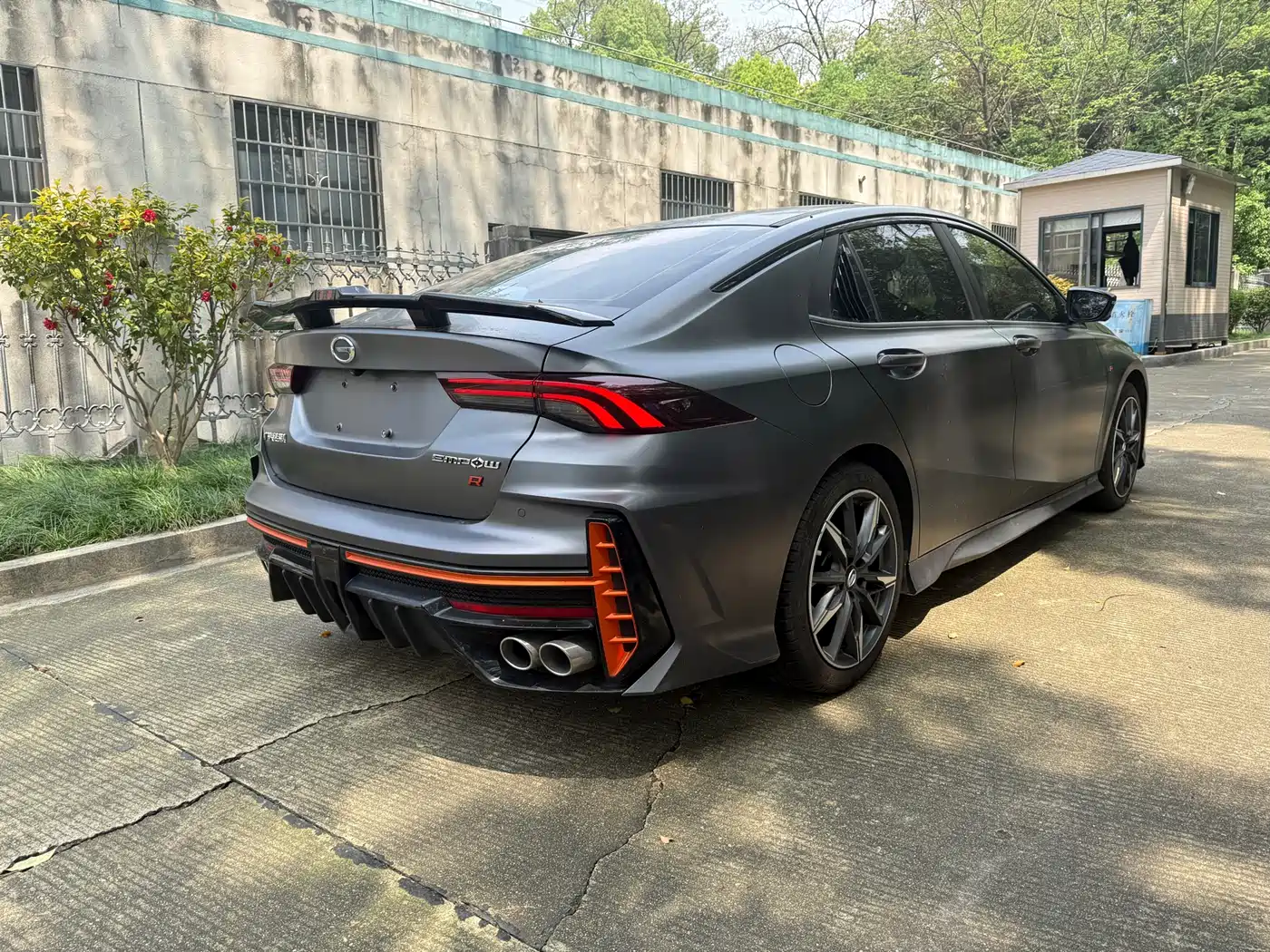 GAC Trumpchi Trumpchi Emkoo 2025 270T DCT Shadow Leopard R-Style Sport фото 8