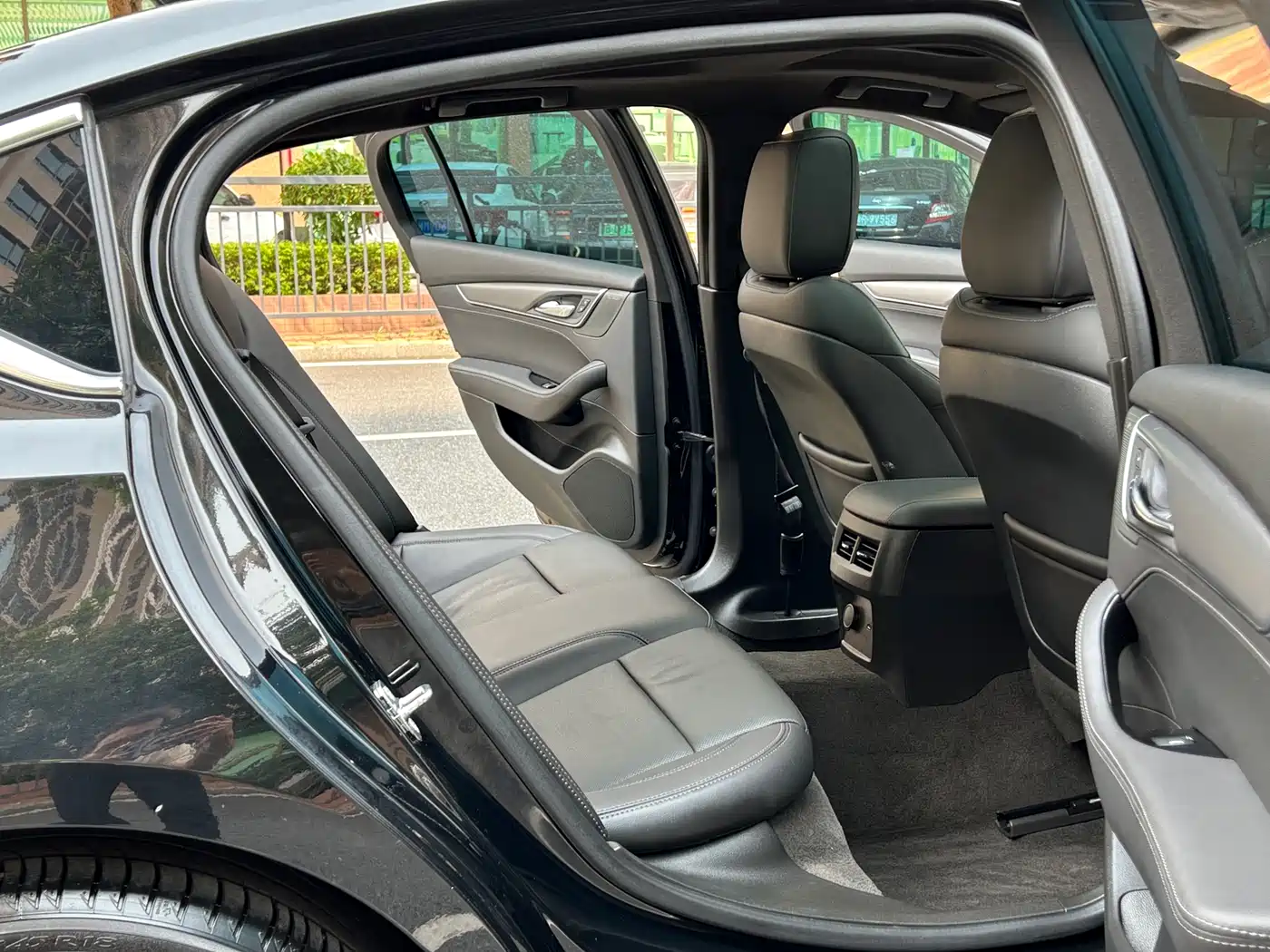 Cadillac CT5 2024 28T Luxury Model Pro фото 13