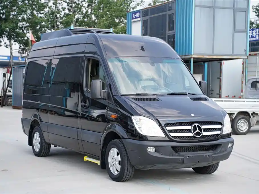 Mercedes-Benz Sprinter 2016 2014 Model 2.1T Excellent Travel Medium Wheelbase
