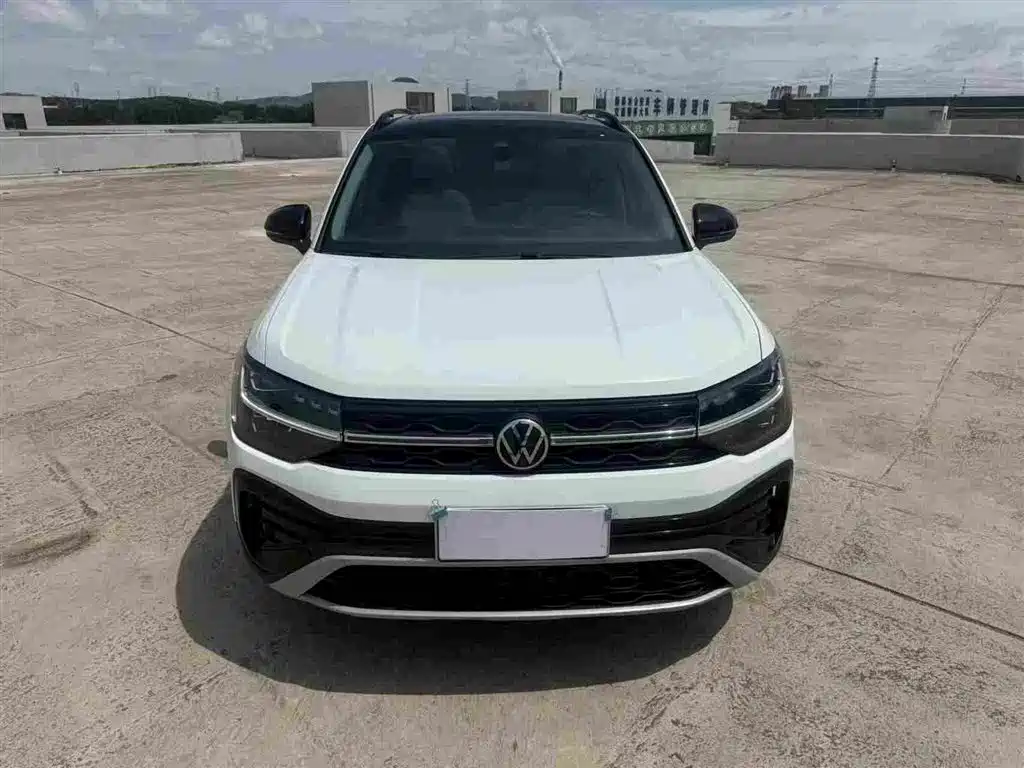 Volkswagen Tharu 2024 300TSI 2WD Moon Premium Edition фото 2