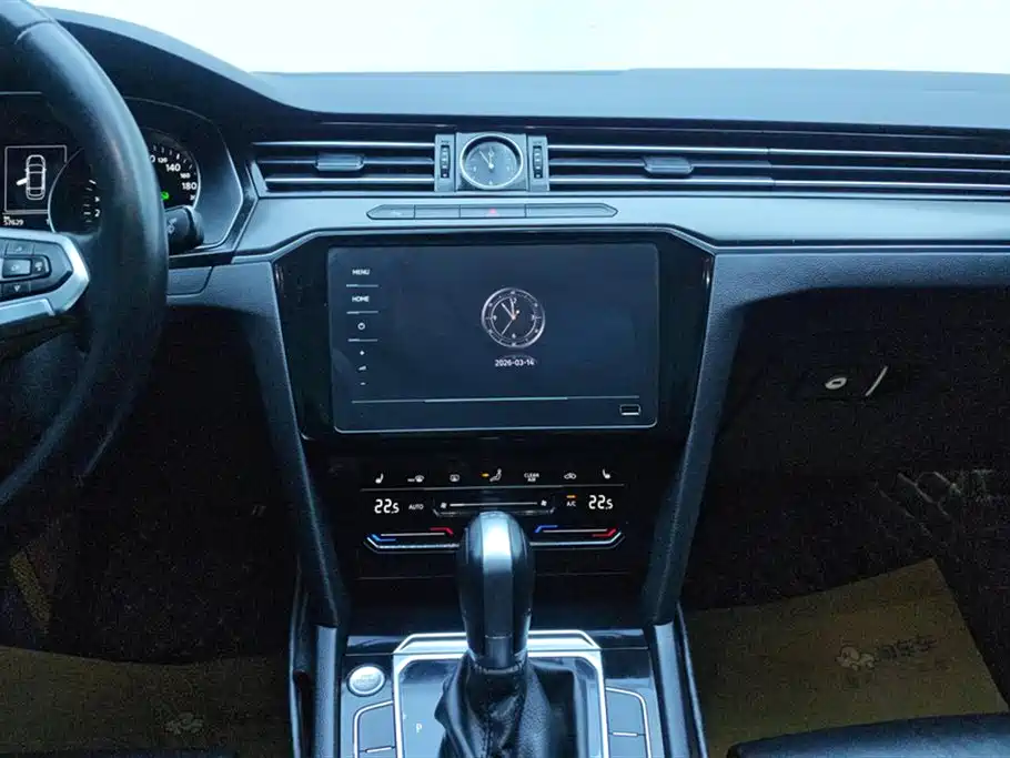 Volkswagen Magotan 2020 330TSI DSG Leading фото 13
