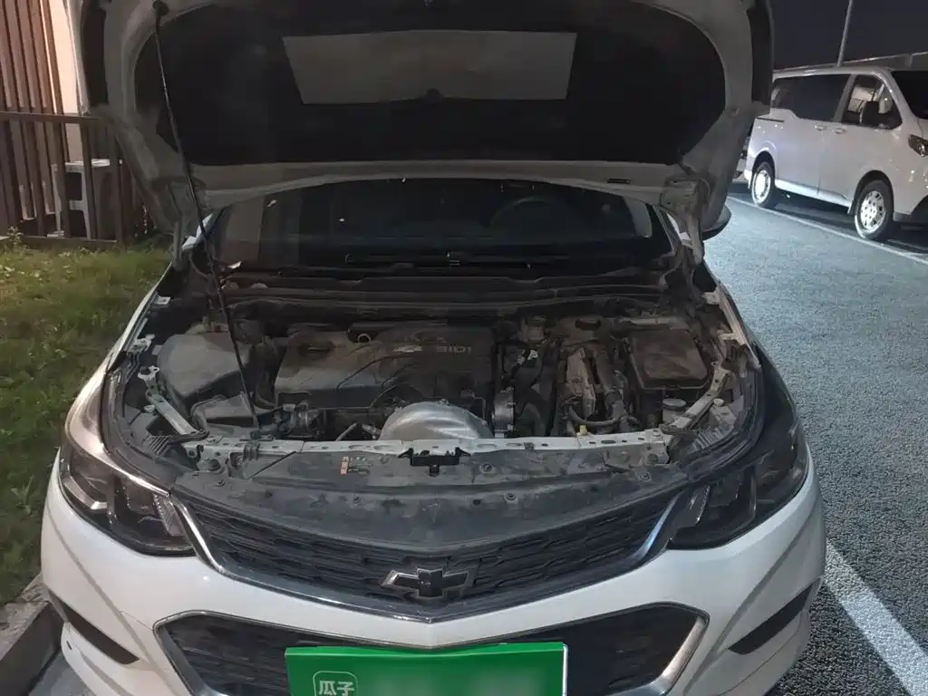 Chevrolet Cruze 2017 1.5L Automatic Pioneer Sunroof фото 11