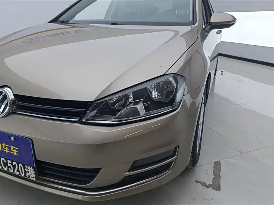 Volkswagen Golf 2016 230TSI Automatic Comfort фото 5
