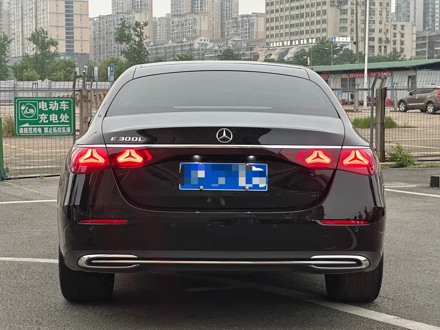 Mercedes-Benz E-Class 2025 Facelift E 300 L Luxury фото 7