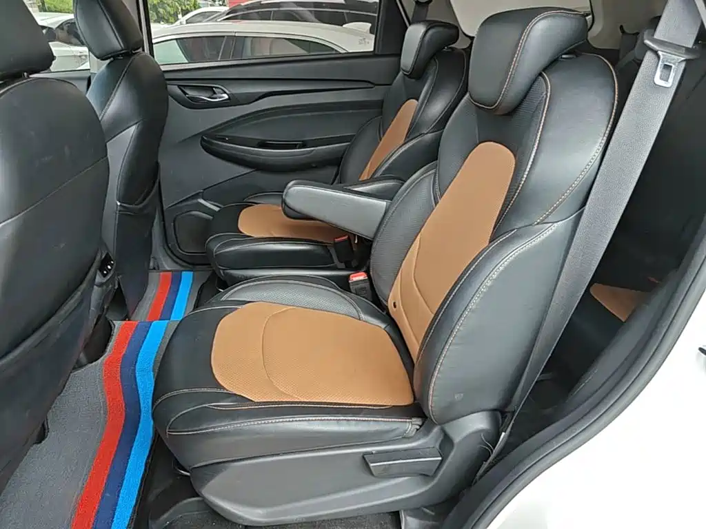 Wuling Motors Wuling Hongguang S3 2018 2018 1.5L Manual Comfort China V