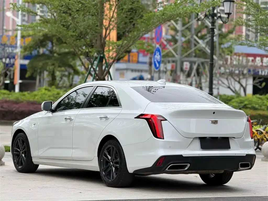 Cadillac CT4 2023 25T Luxury Model фото 13