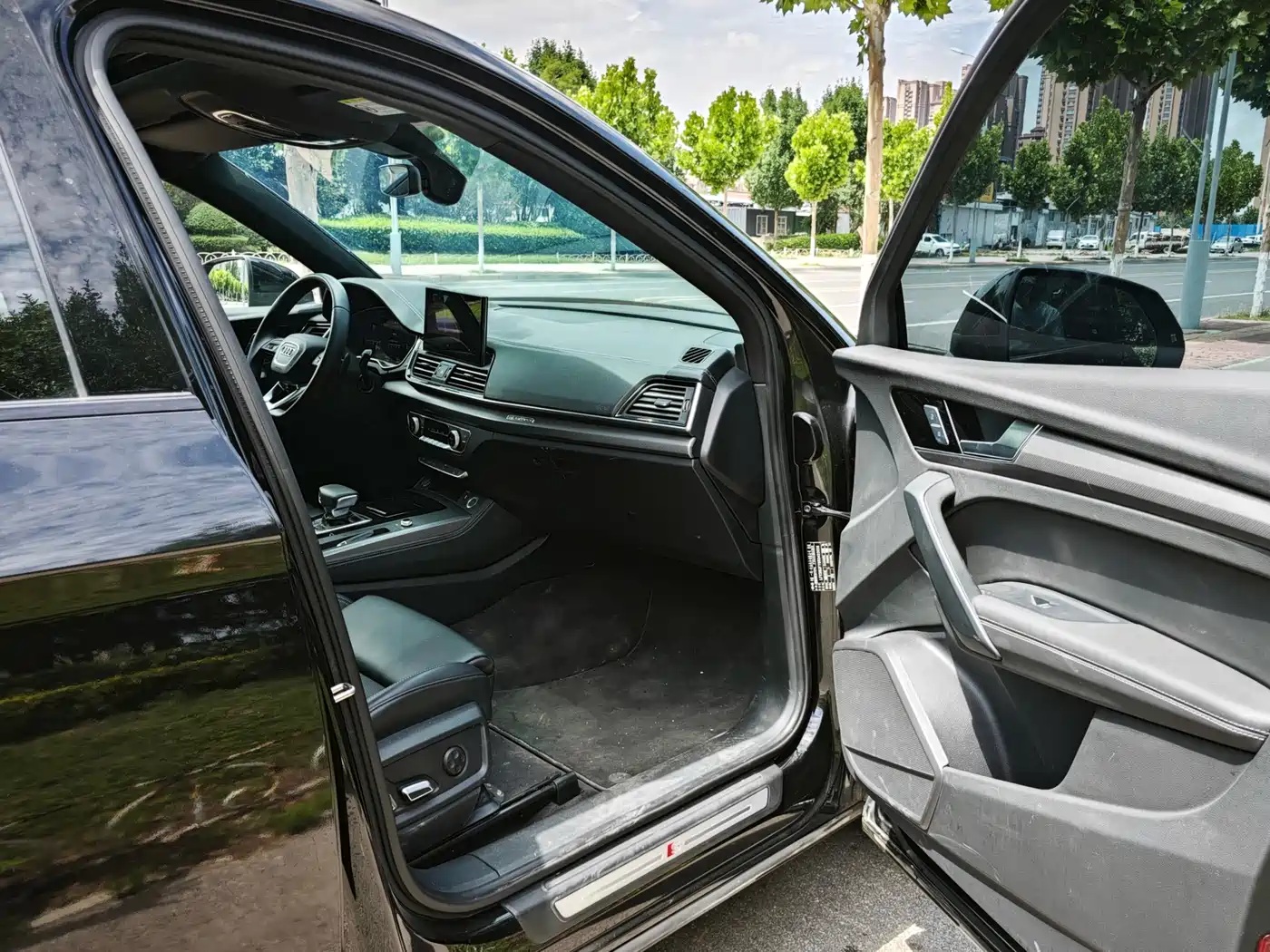 Фото 8 - Audi Q5L
