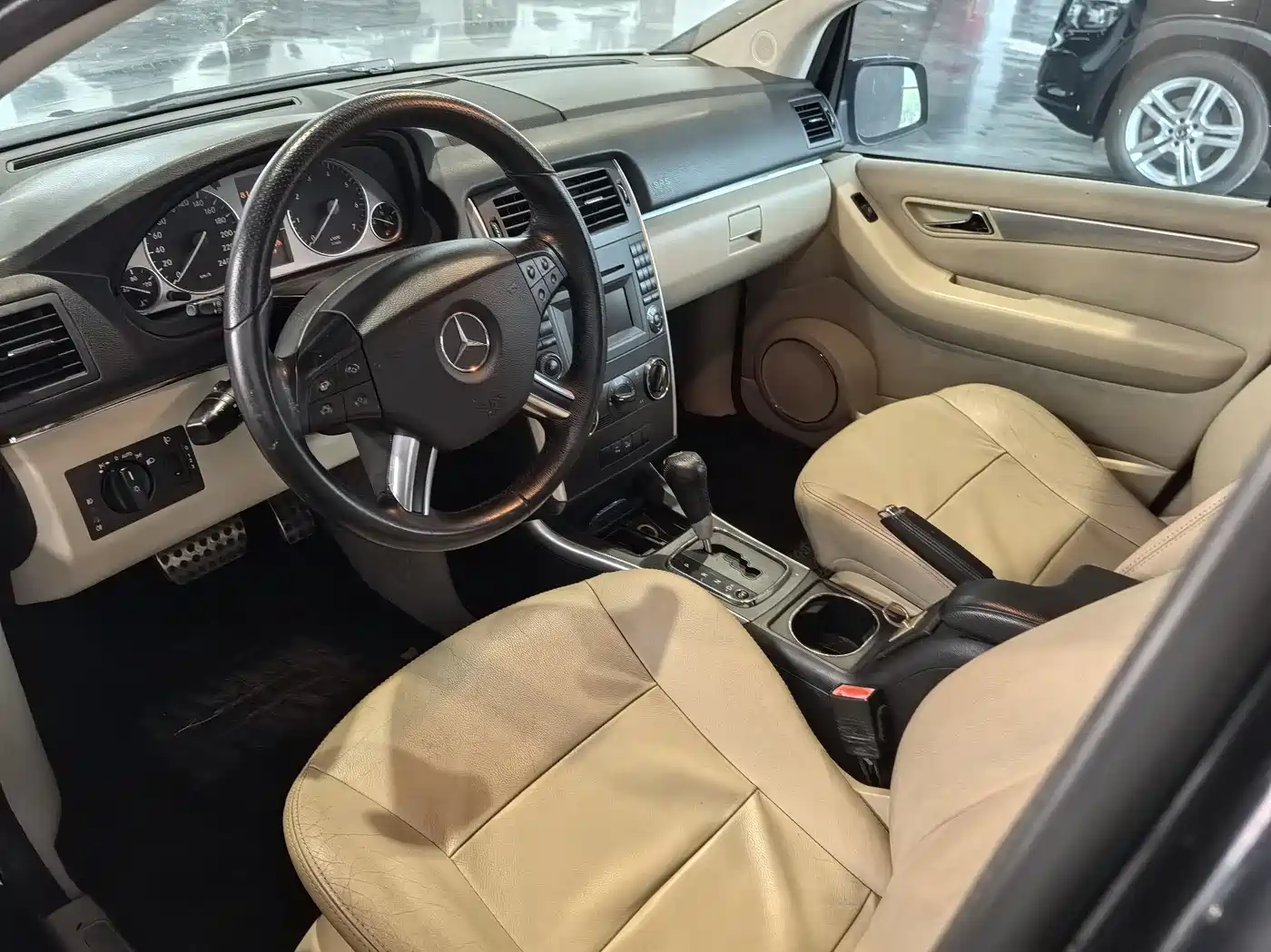 Mercedes-Benz B-Class 2009 B 200 Fashion фото 4