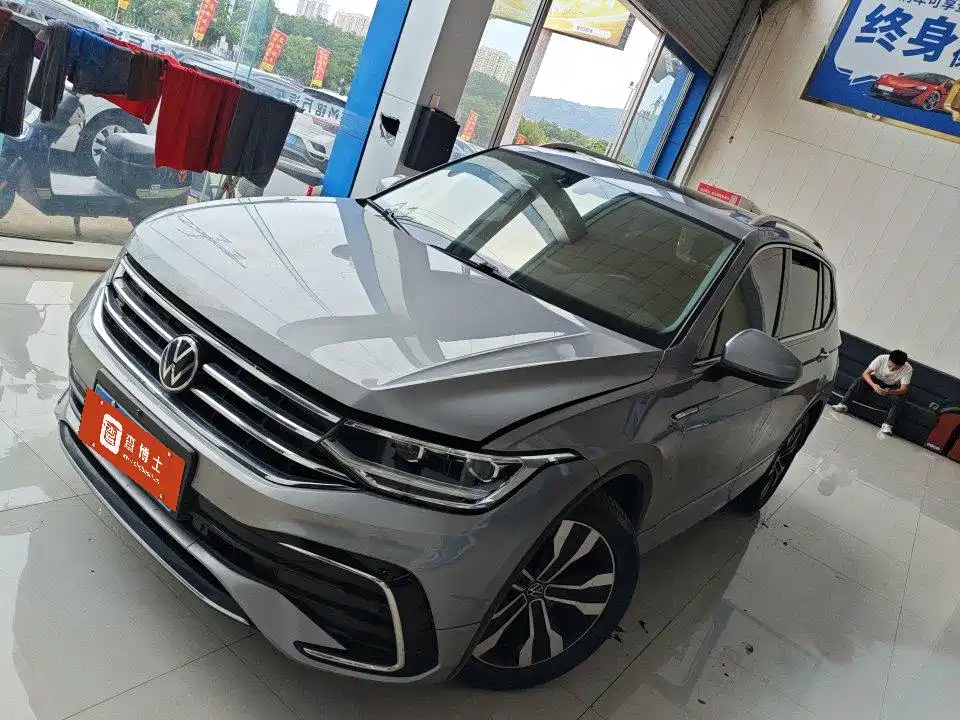 Volkswagen Tiguan L 2022 330TSI Auto 2WD R-Line Premium Edition
