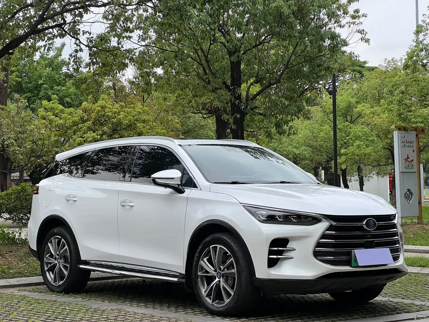 BYD Tang New Energy 2019 DM 2.0T AWD Intelligent Sharing Creation 7-seater China VI фото 3