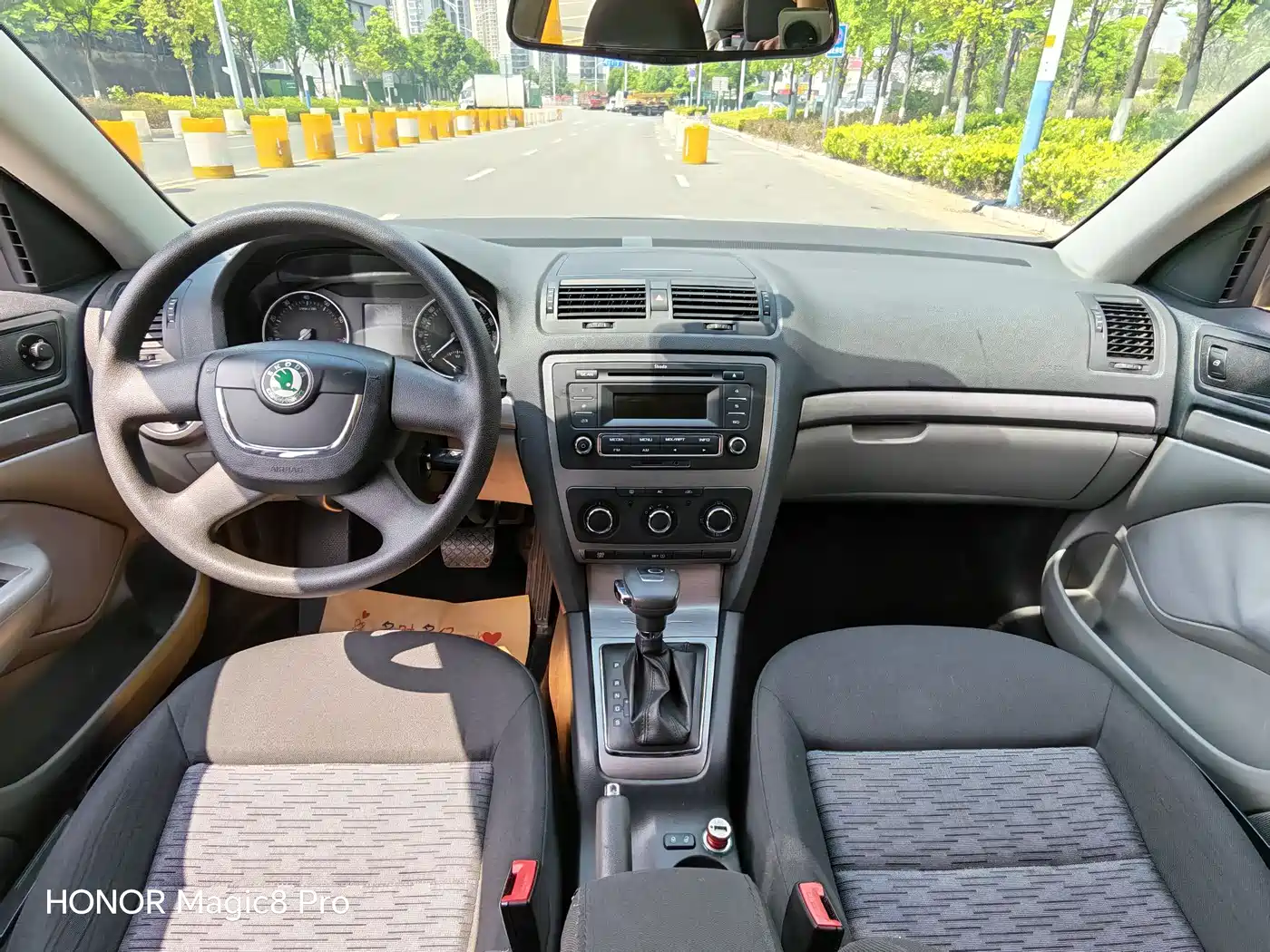 Škoda Octavia 2012 1.6L Automatic Yijie Edition фото 6