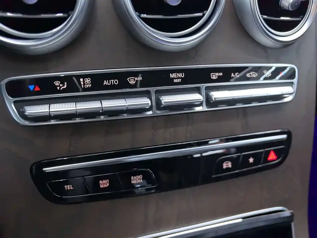 Mercedes-Benz GLC 2022 Facelift II GLC 260 L 4MATIC Luxury фото 13