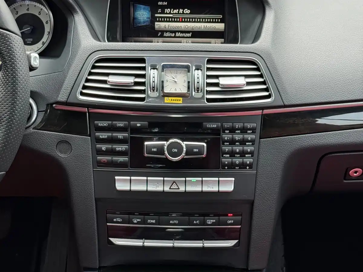 Mercedes-Benz E-Class (Import) 2014 E 260 Coupe фото 18