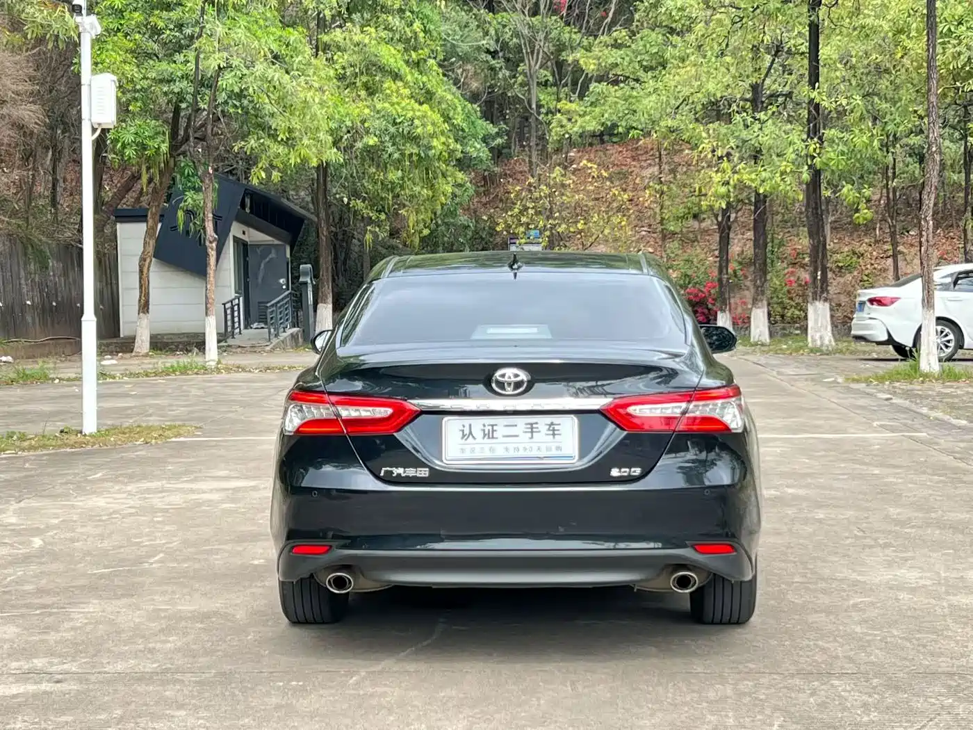 Toyota Camry 2023 2.0G Luxury Edition фото 8