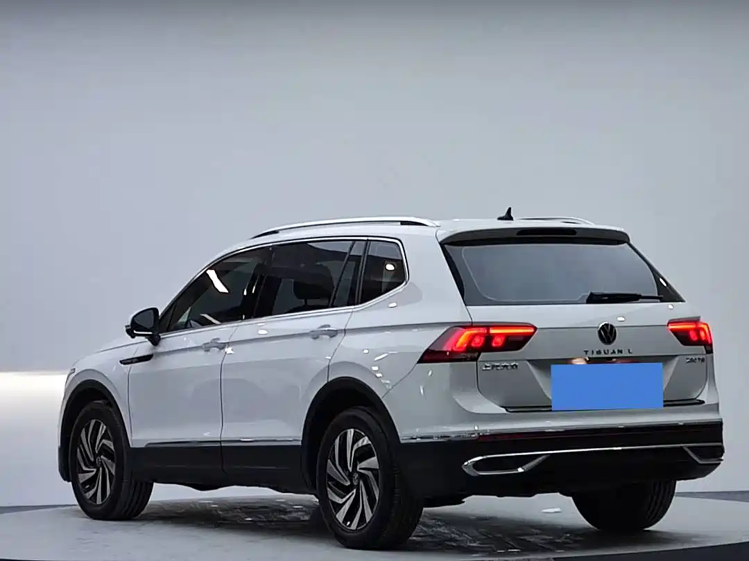 Volkswagen Tiguan L 2023 280TSI 2WD Trend Limited Edition фото 7