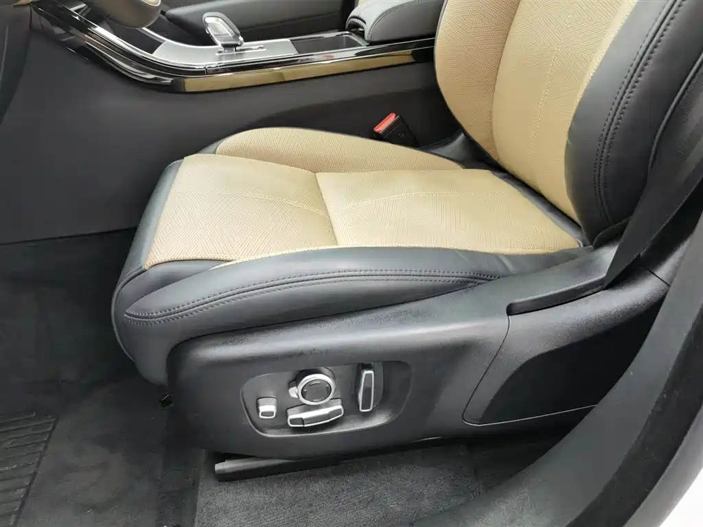 Land Rover Range Rover Velar 2025 Dynamic HSE фото 20