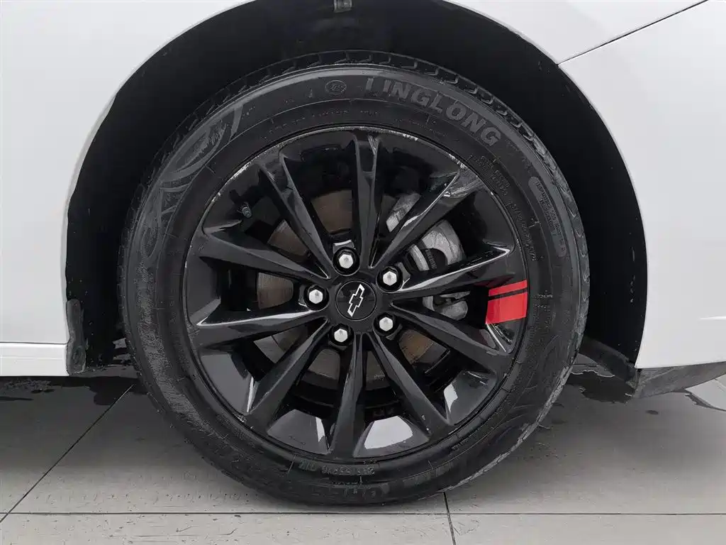 Chevrolet Cruze 2018 Redline 320 Automatic Pioneer Edition фото 17
