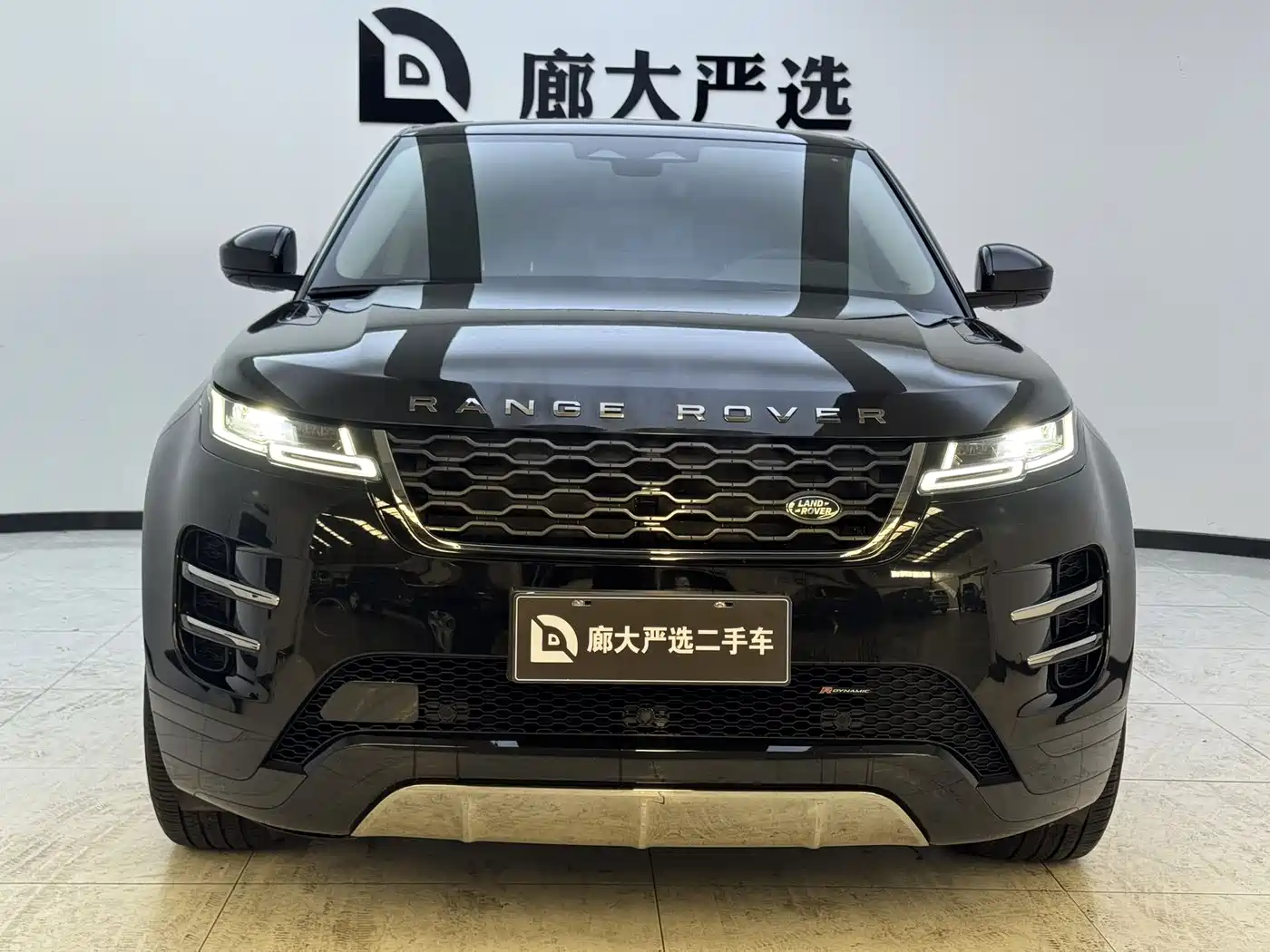 Land Rover Range Rover Evoque 2023 Range Rover Evoque L 249PS Luxury Edition фото 3