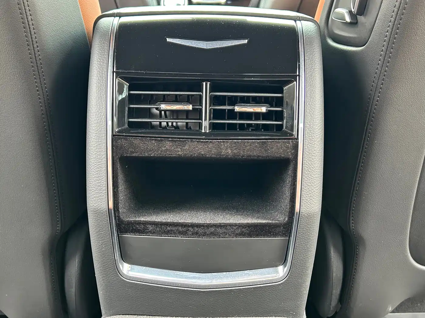Cadillac CT6 2021 28T Luxury фото 29