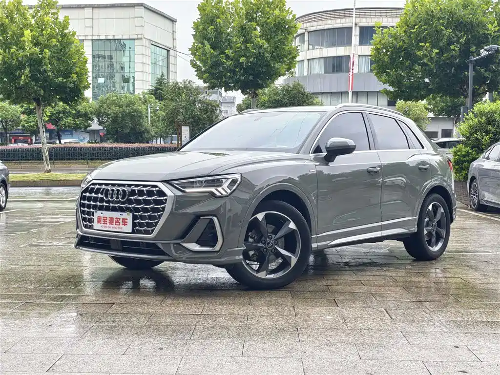 Audi Q3 2024 2024 35 TFSI Fashion Sport