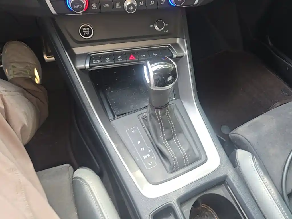 Audi Q3 2023 2023 Facelift 40 TFSI Fashion Dynamic