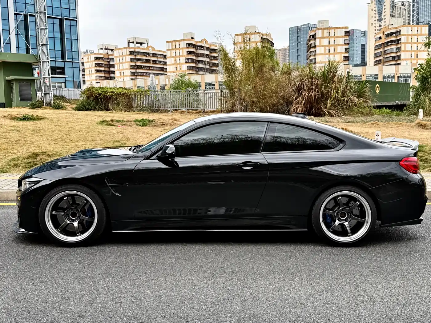 BMW M4 2019 M4 Coupe Shadow Edition фото 8