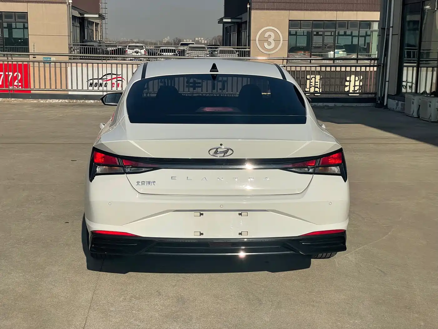 Hyundai Elantra 2021 1.5L CVT GLX Elite Edition фото 6