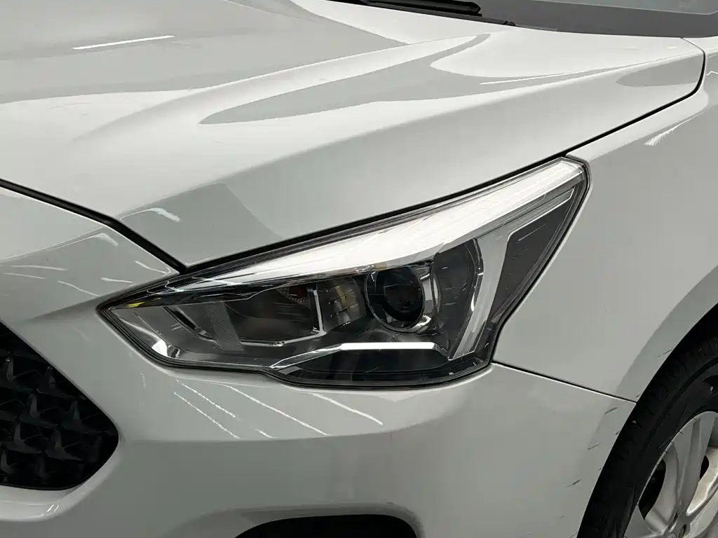 Фото 9 - Haval M6