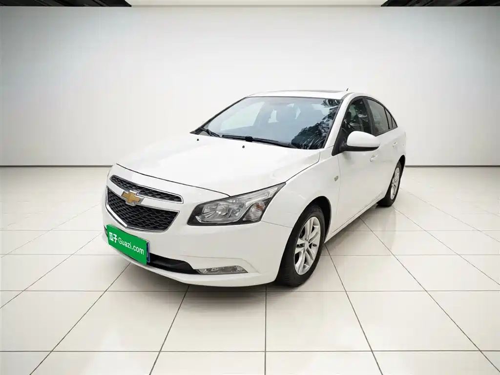Chevrolet Cruze 2015 1.5L Classic SE MT фото 2