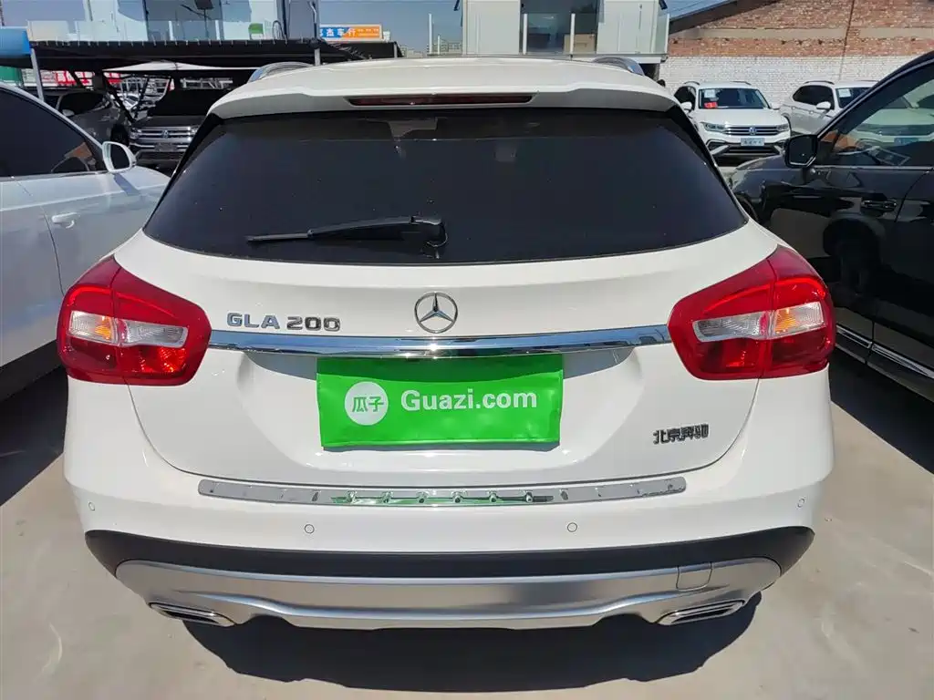 Mercedes-Benz GLA 2016 GLA 200 Dynamic фото 6