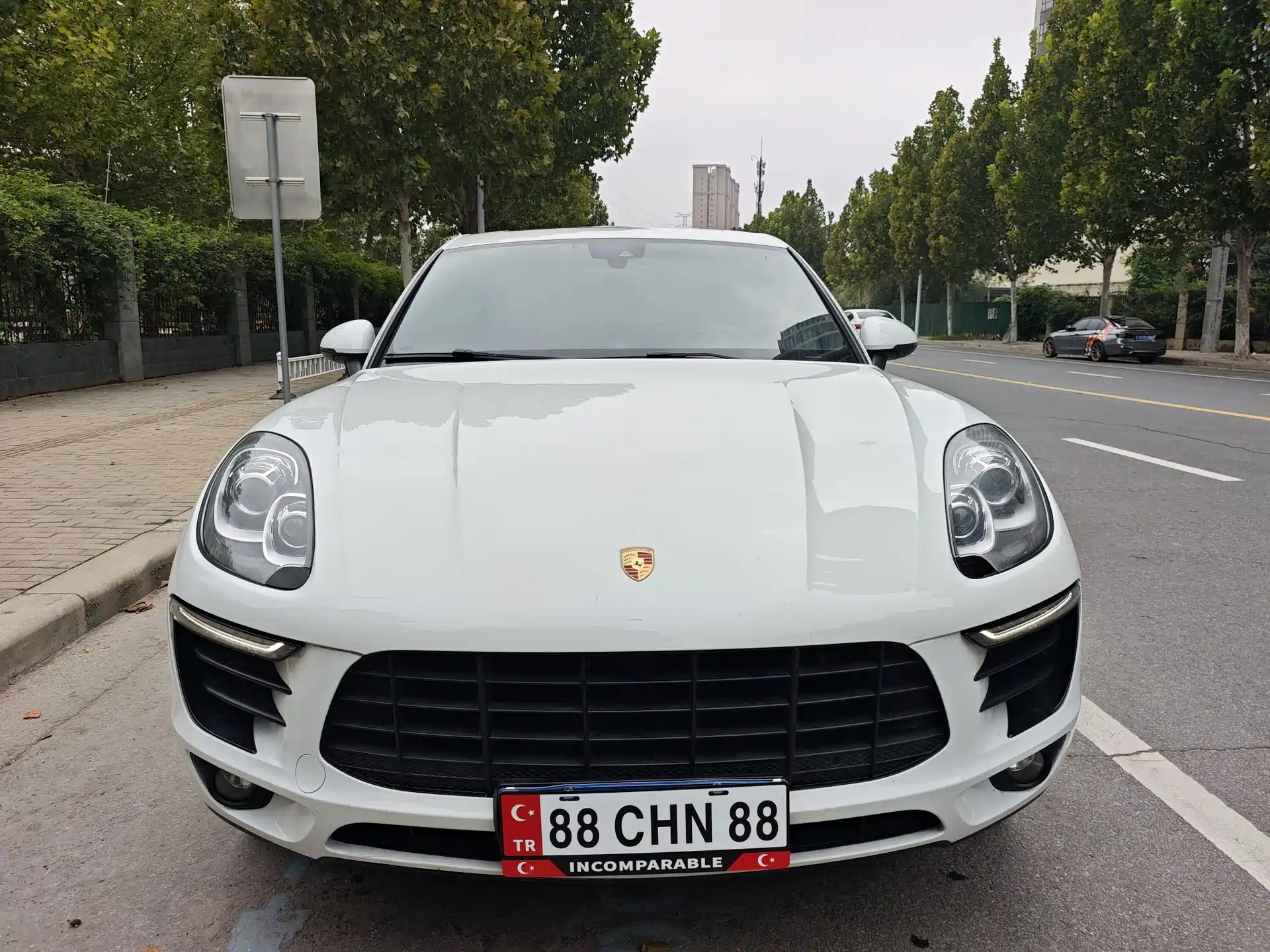 Фото 2 - Porsche Macan