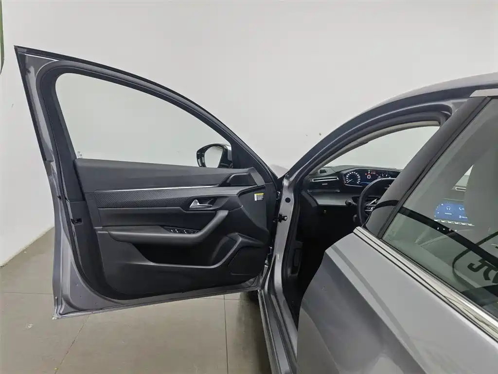 Peugeot 508 2022 508L 400THP PureTech Driving Control Edition фото 8