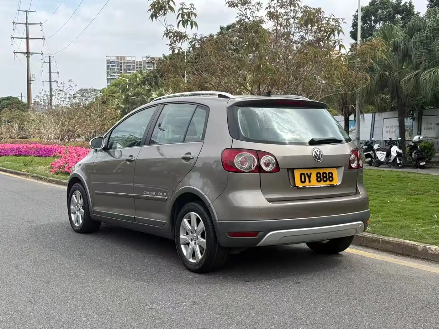 Volkswagen Golf (Import) 2014 2011 1.4TSI Cross Golf