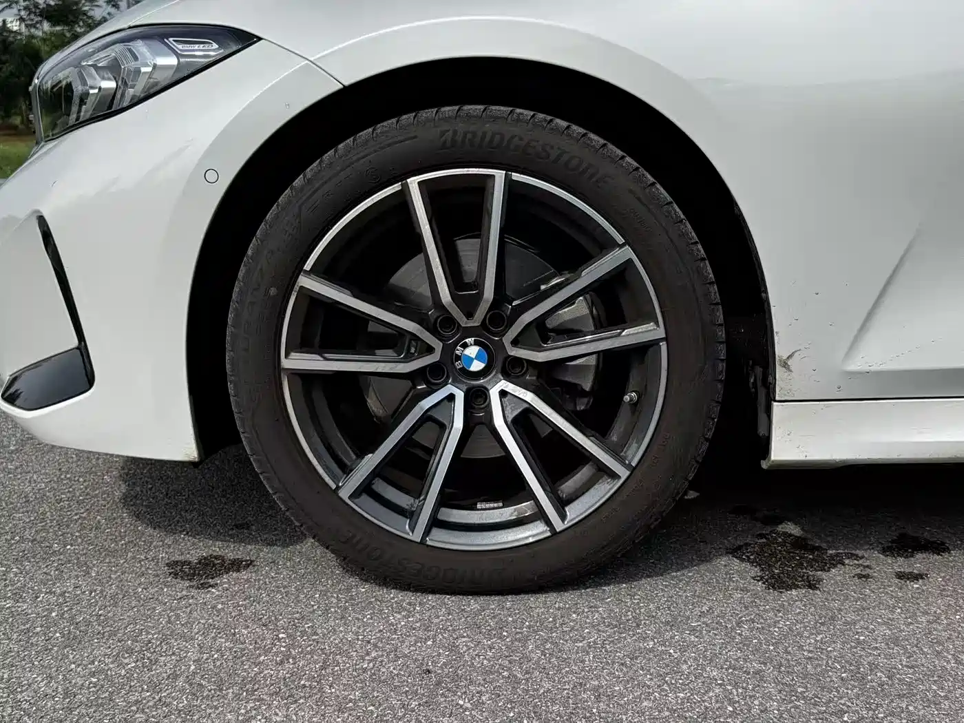 BMW 3 Series 2025 325Li M Sport Package фото 9