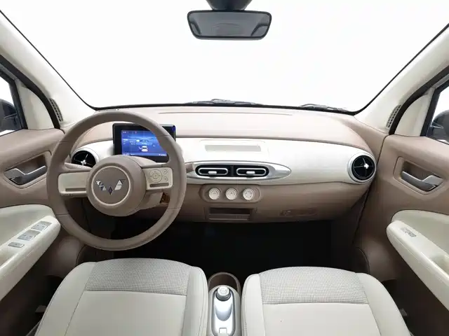 Wuling Motors Hongguang MINIEV 2025 4-Door Advanced — фото 5