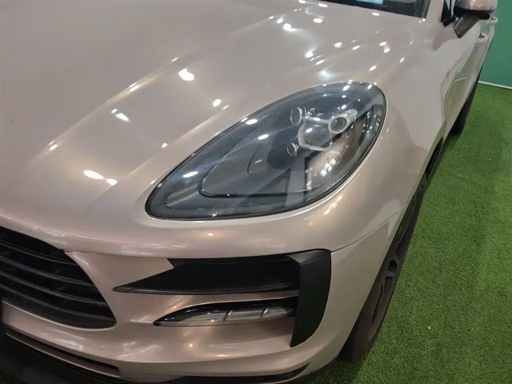 Porsche Macan 2018 Macan 2.0T фото 18