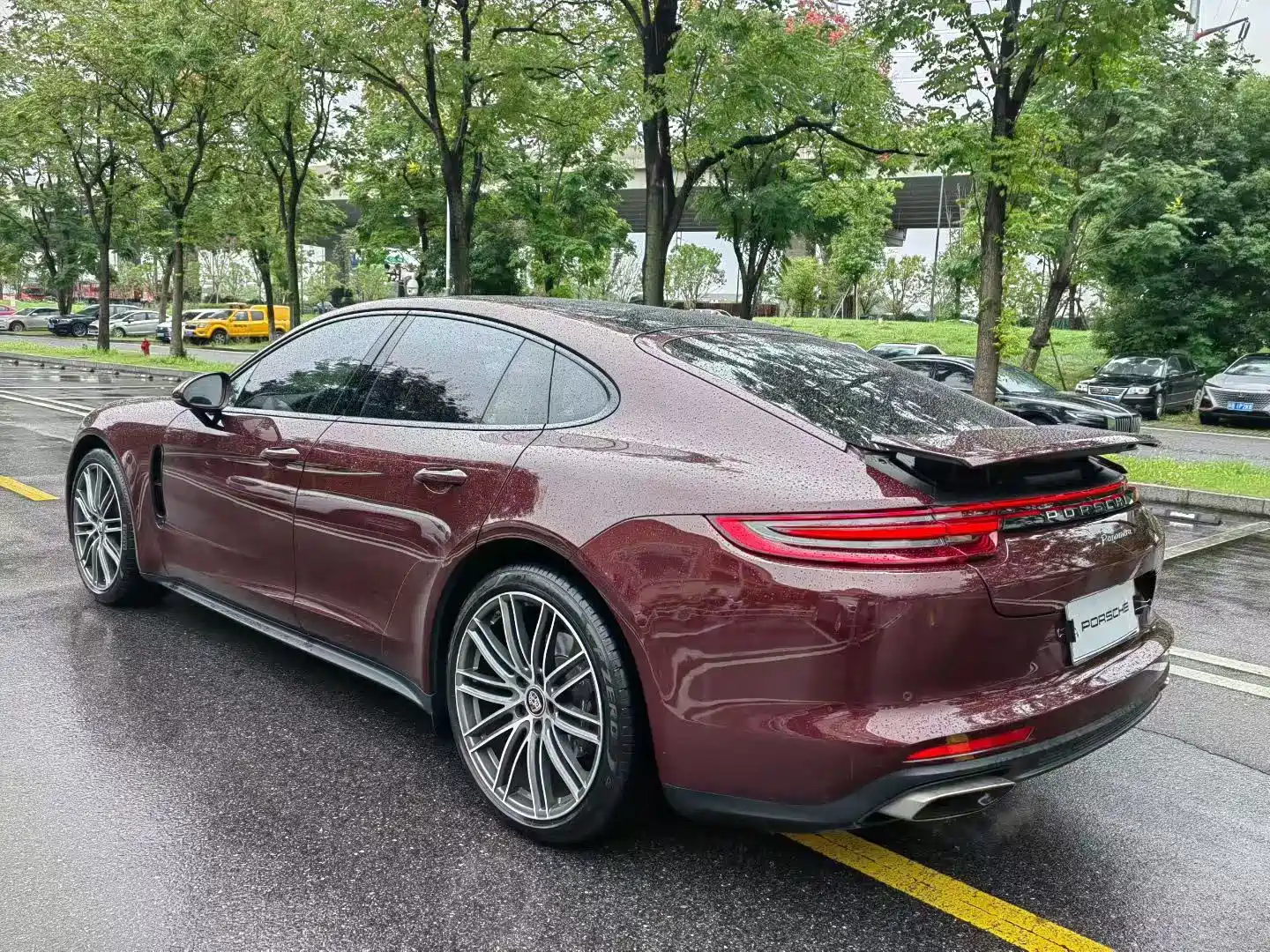 Фото 7 - Porsche Panamera
